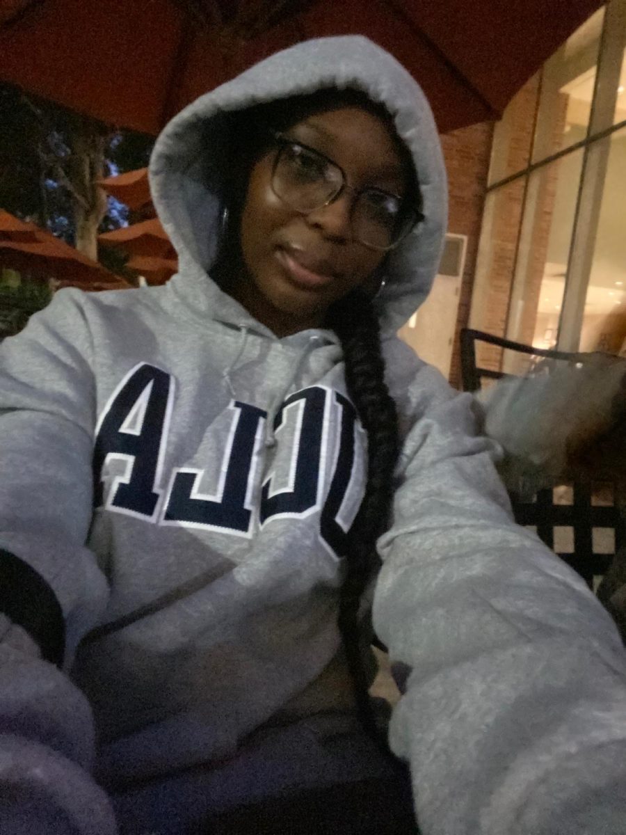 Ford is pictured here in her UCLA sweatshirt. 