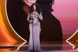 SZA deserved to win Album of the Year at the 2024 Grammys.

Pictured here with her second Grammy of the night, Best R&B Song.